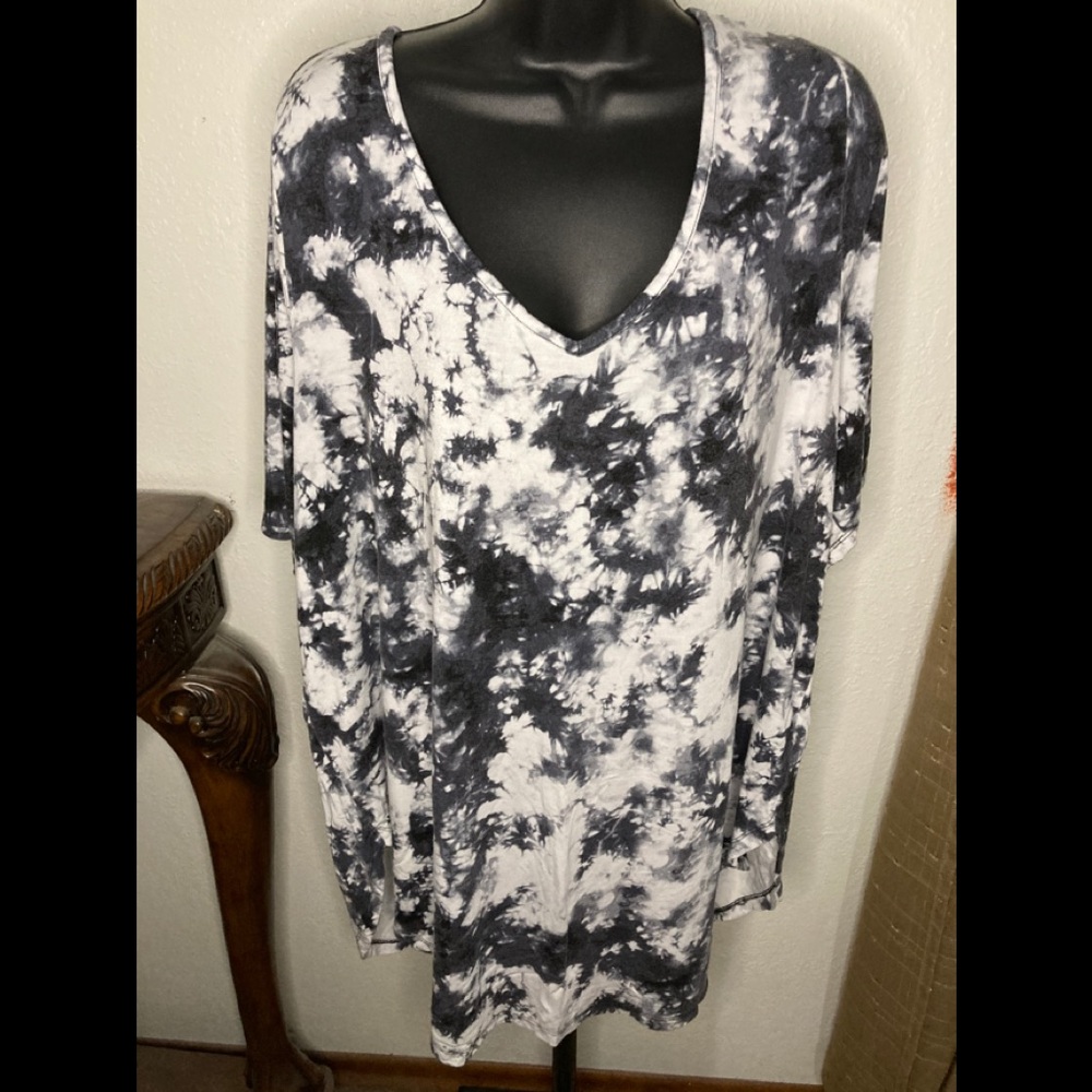 Torrid 4 Super Soft Tunic